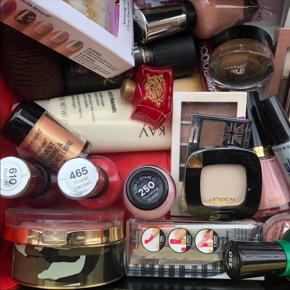 Beauty Bundle - Picture 4 of 6